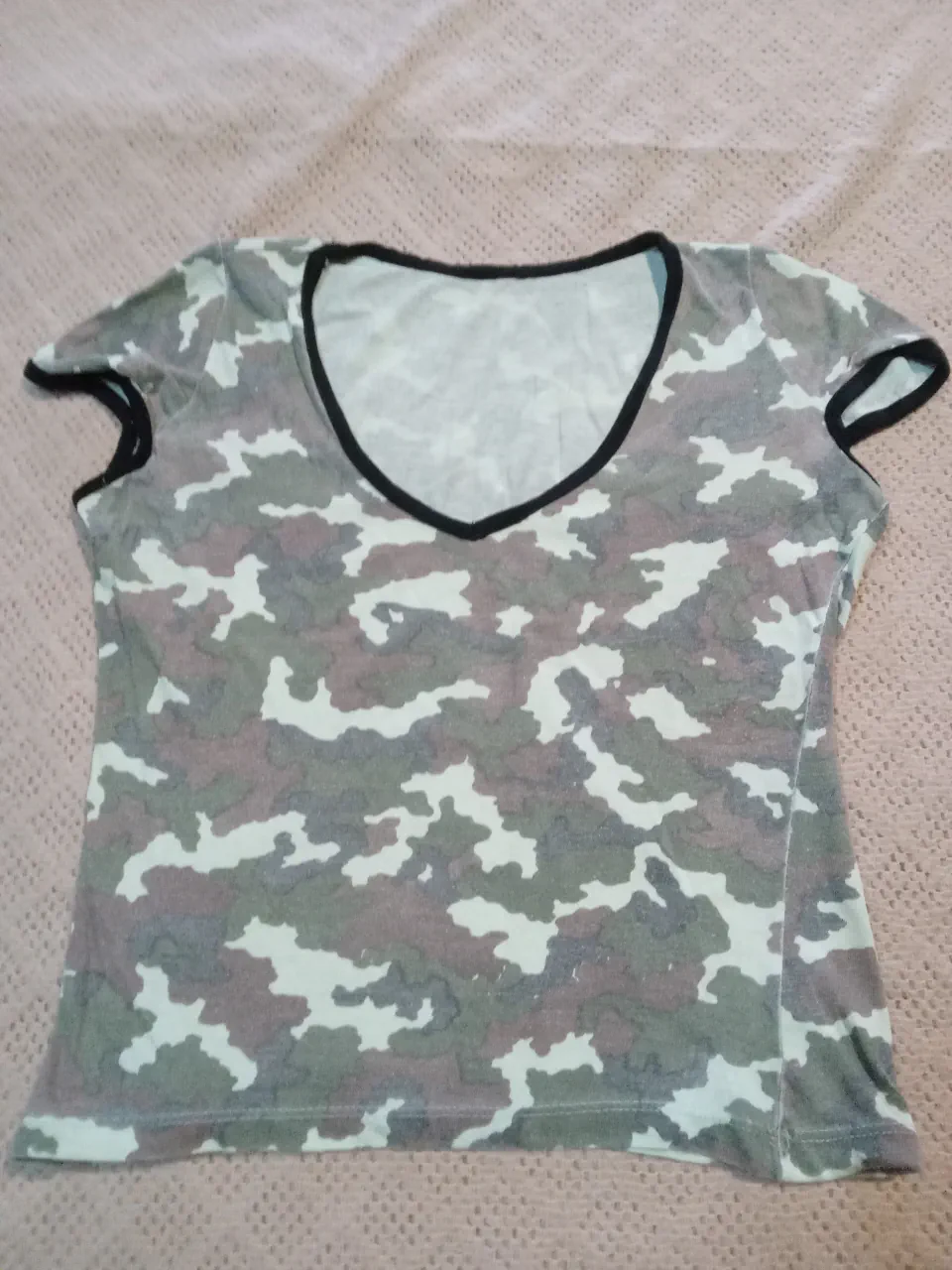 Remera Otras · Talle único