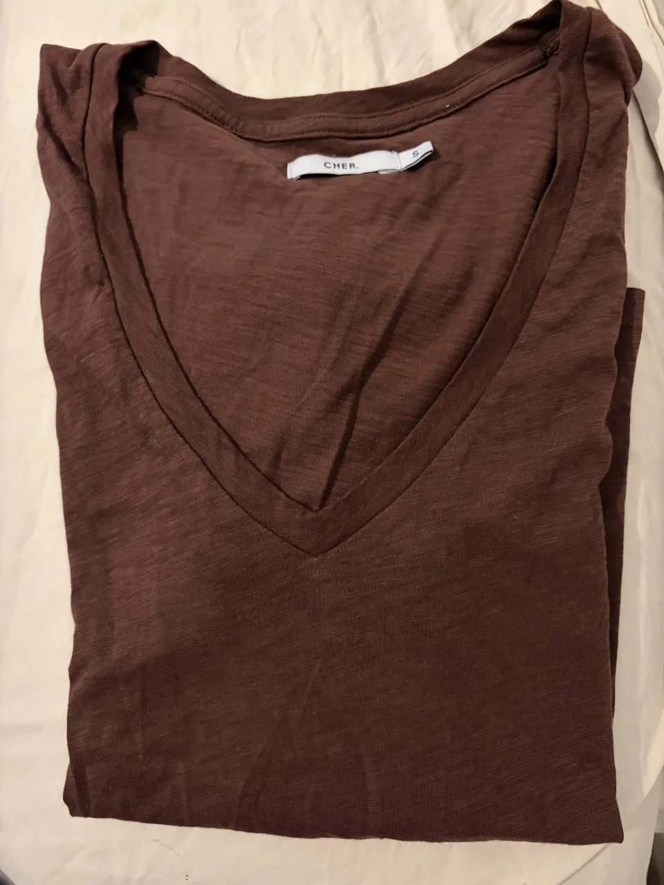 Remera CHER. - imagen 1