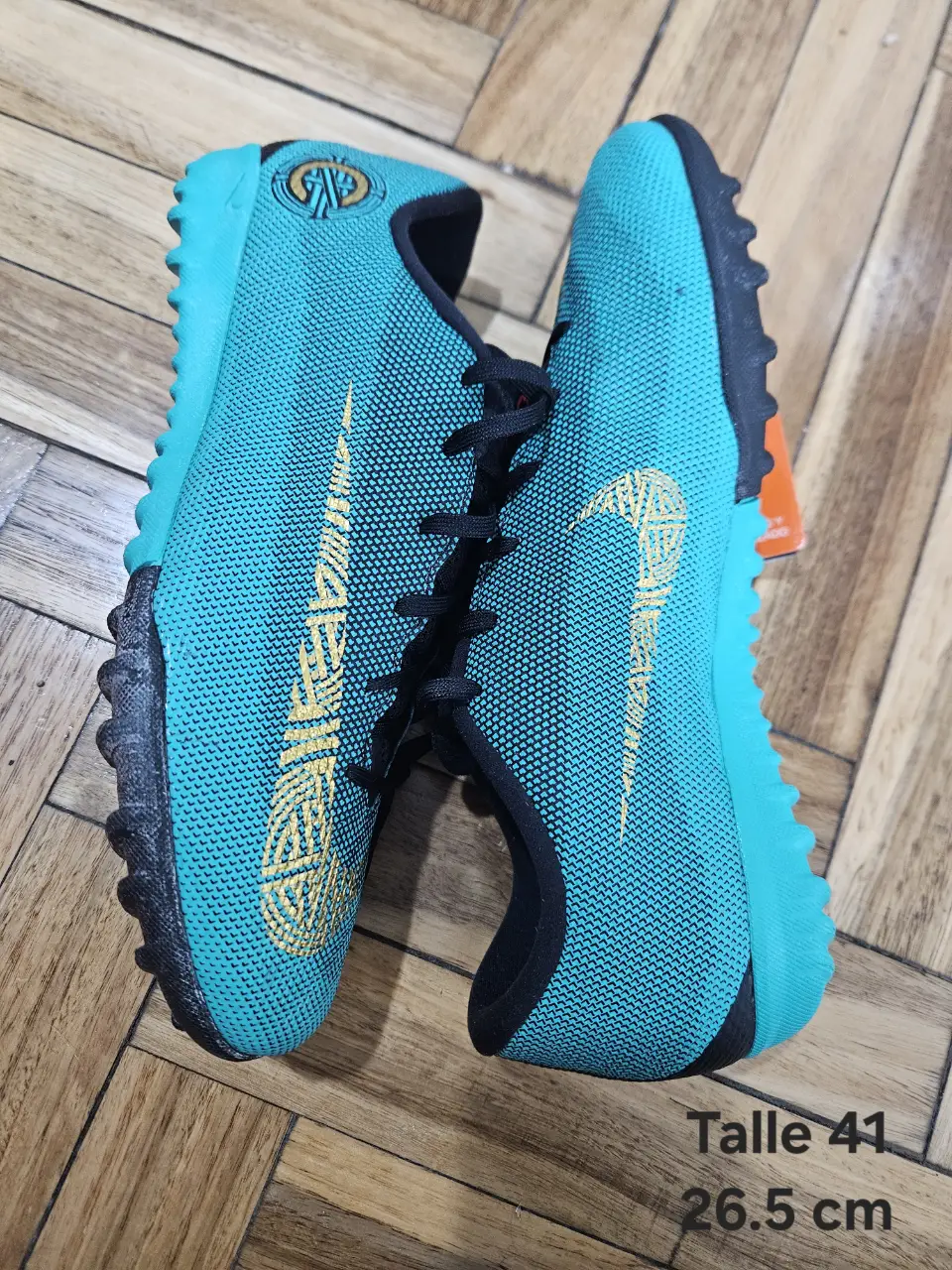 Nike · Talle EU 41