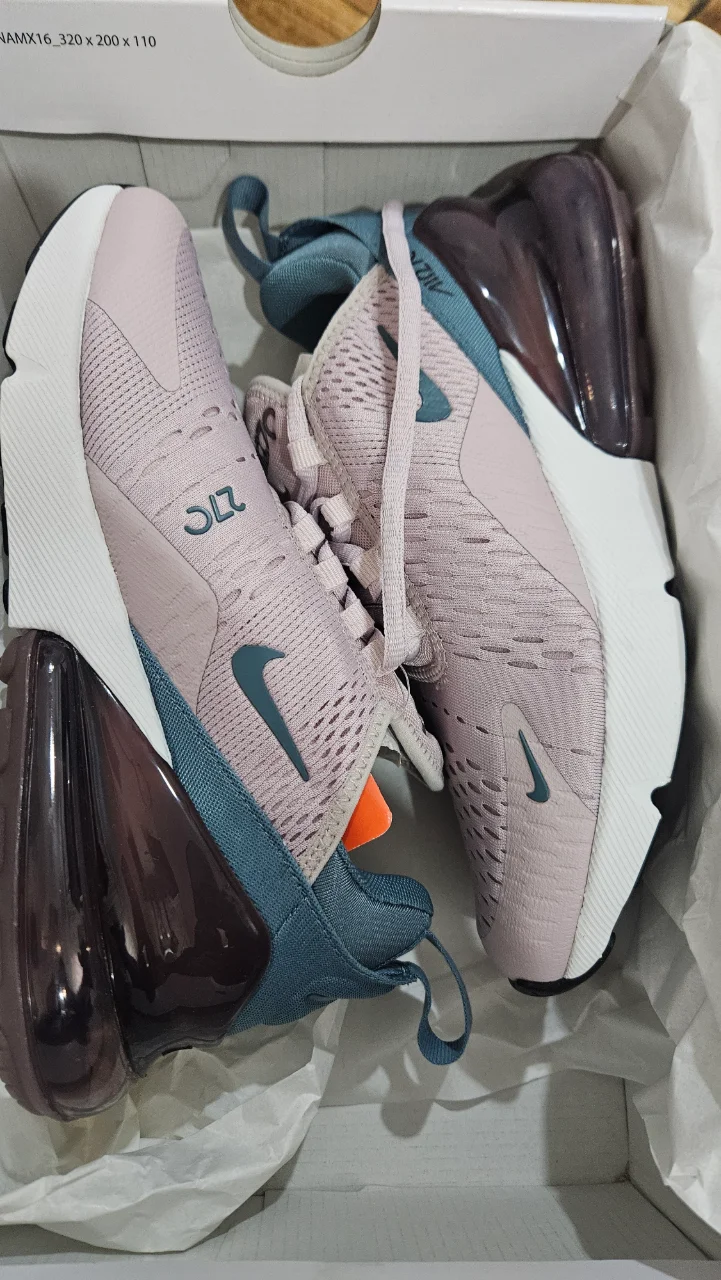 Nike · Talle AR 38