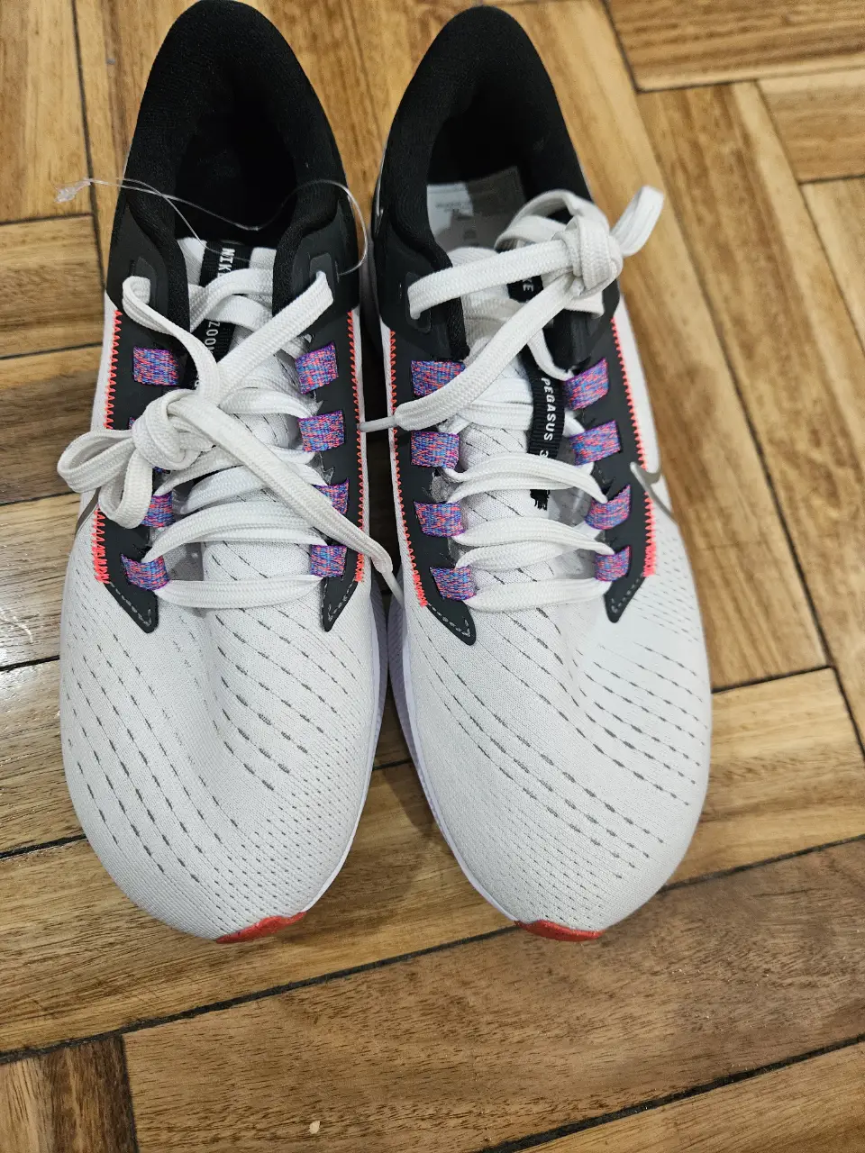Nike · Talle EU 36