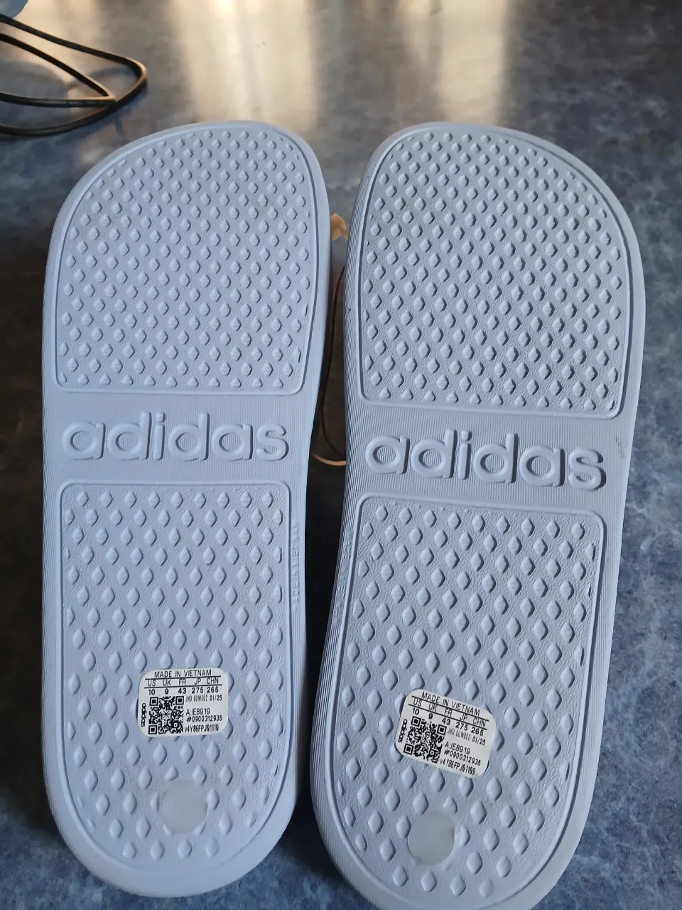 adidas · Talle US 10