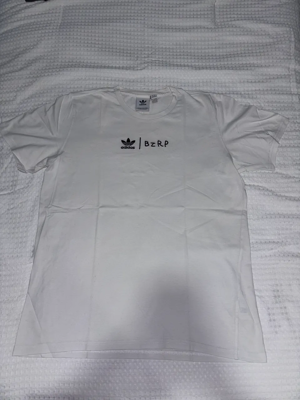 Remera adidas - imagen 1