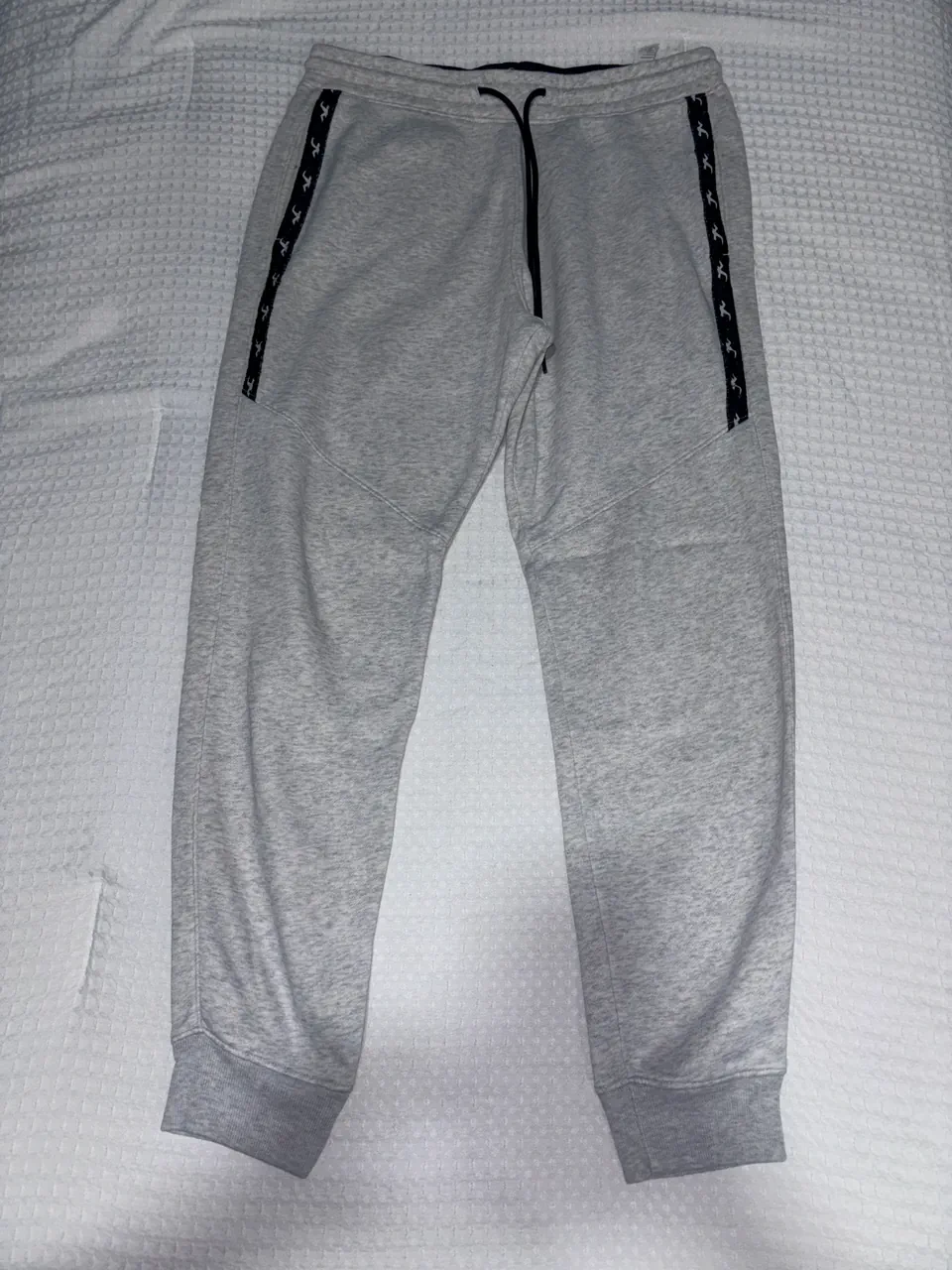 Hollister · Talle M
