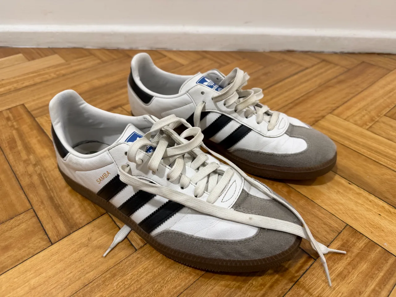 Zapatillas adidas · Talle US 9.5