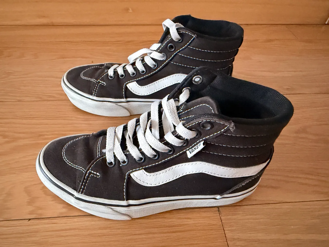 Vans · Talle EU 36