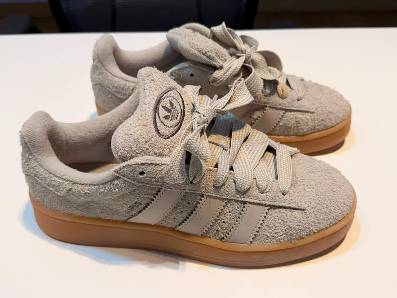 Zapatillas adidas · Talle US 8.5