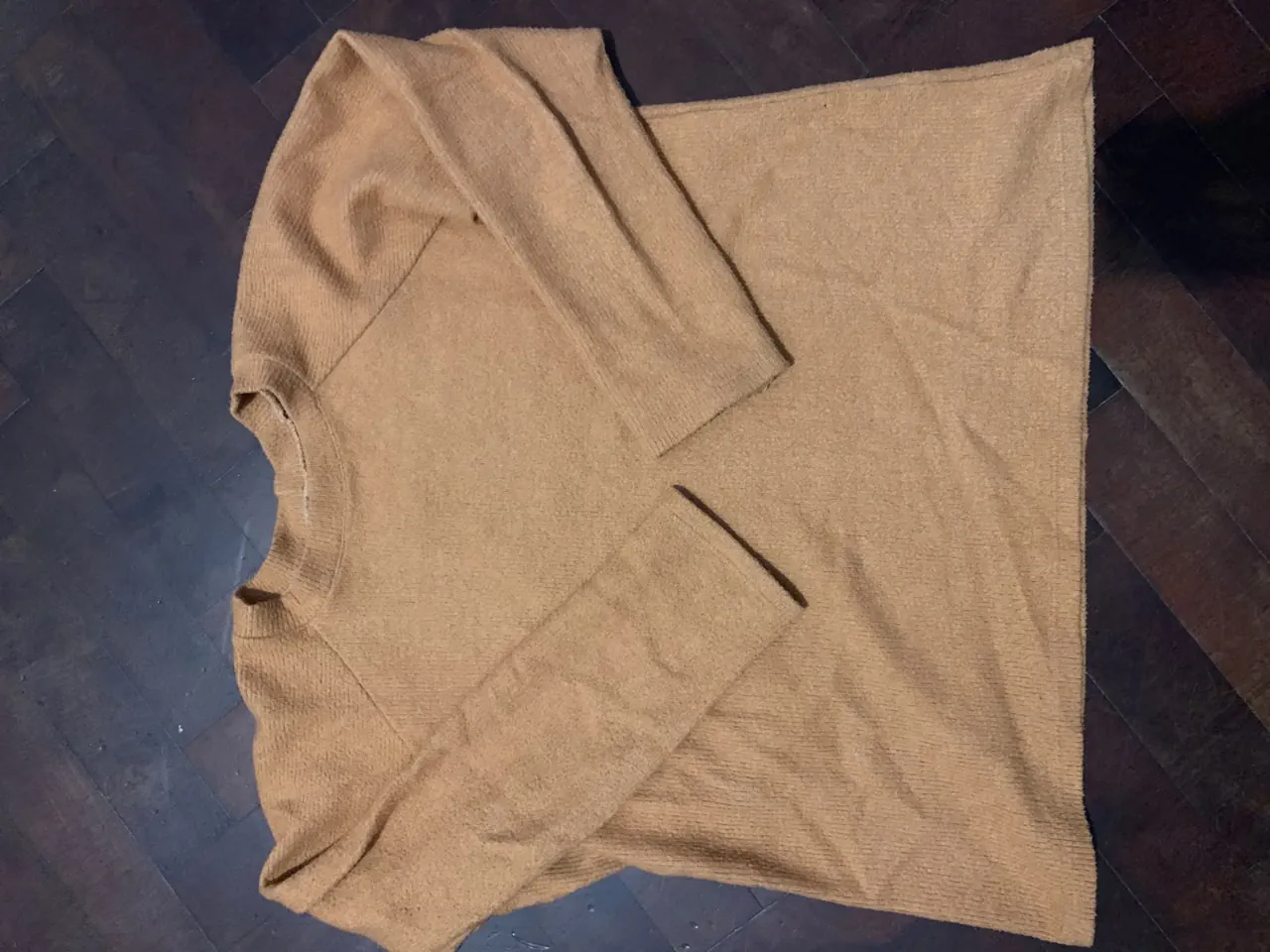 Sweater A ≠ - imagen 1