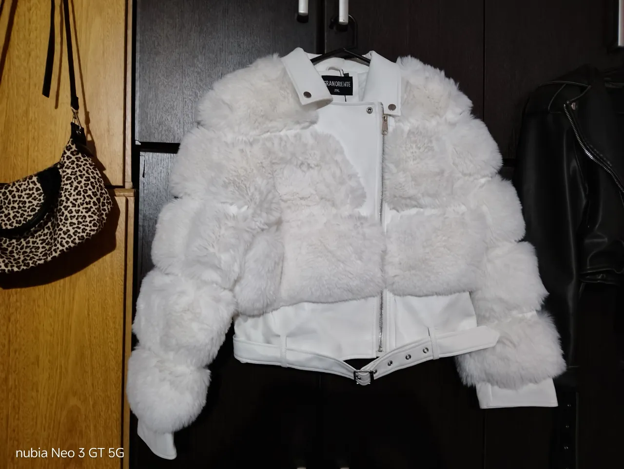 Campera Gran oriente - imagen 1
