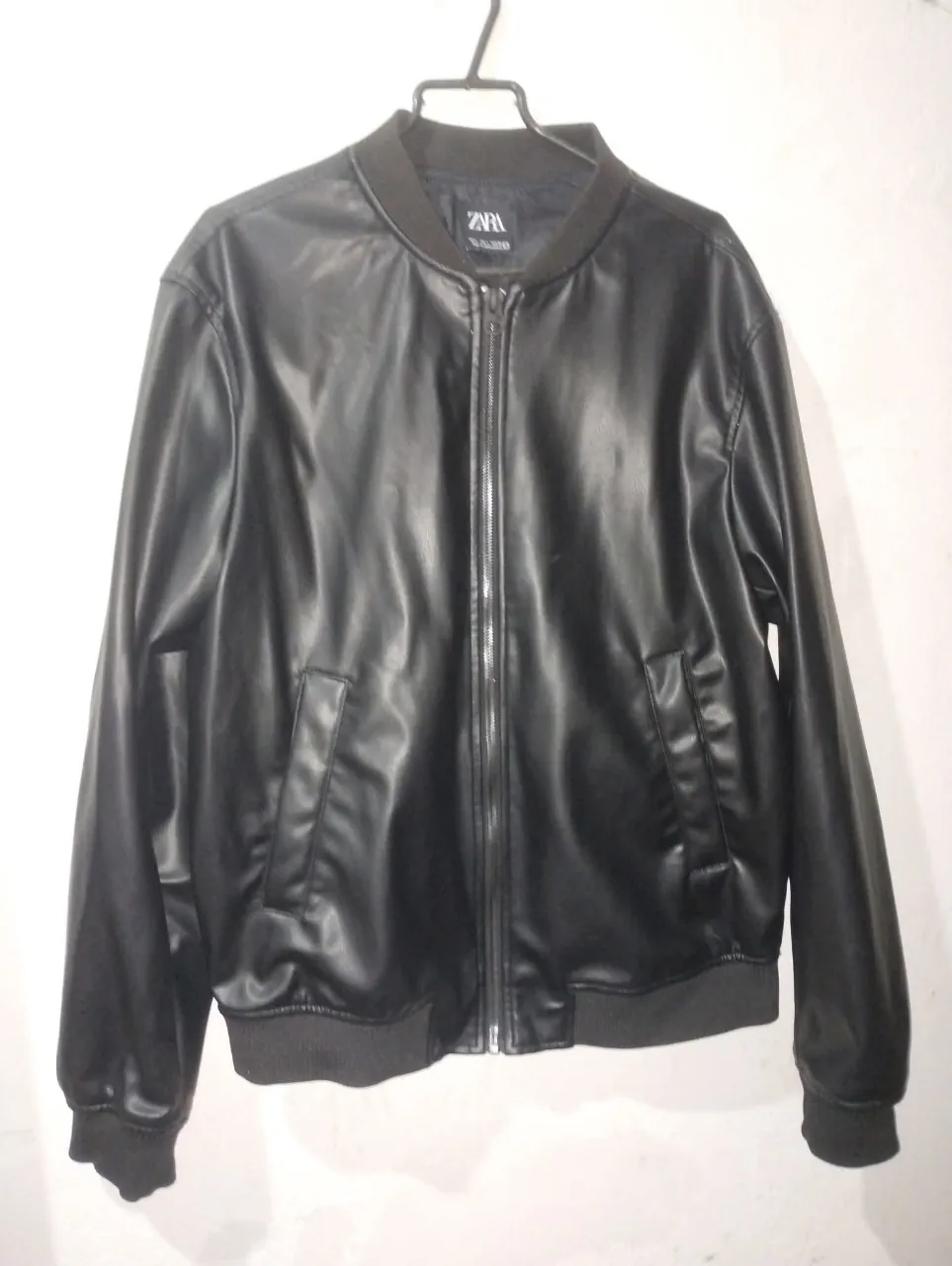 Zara · Talle L