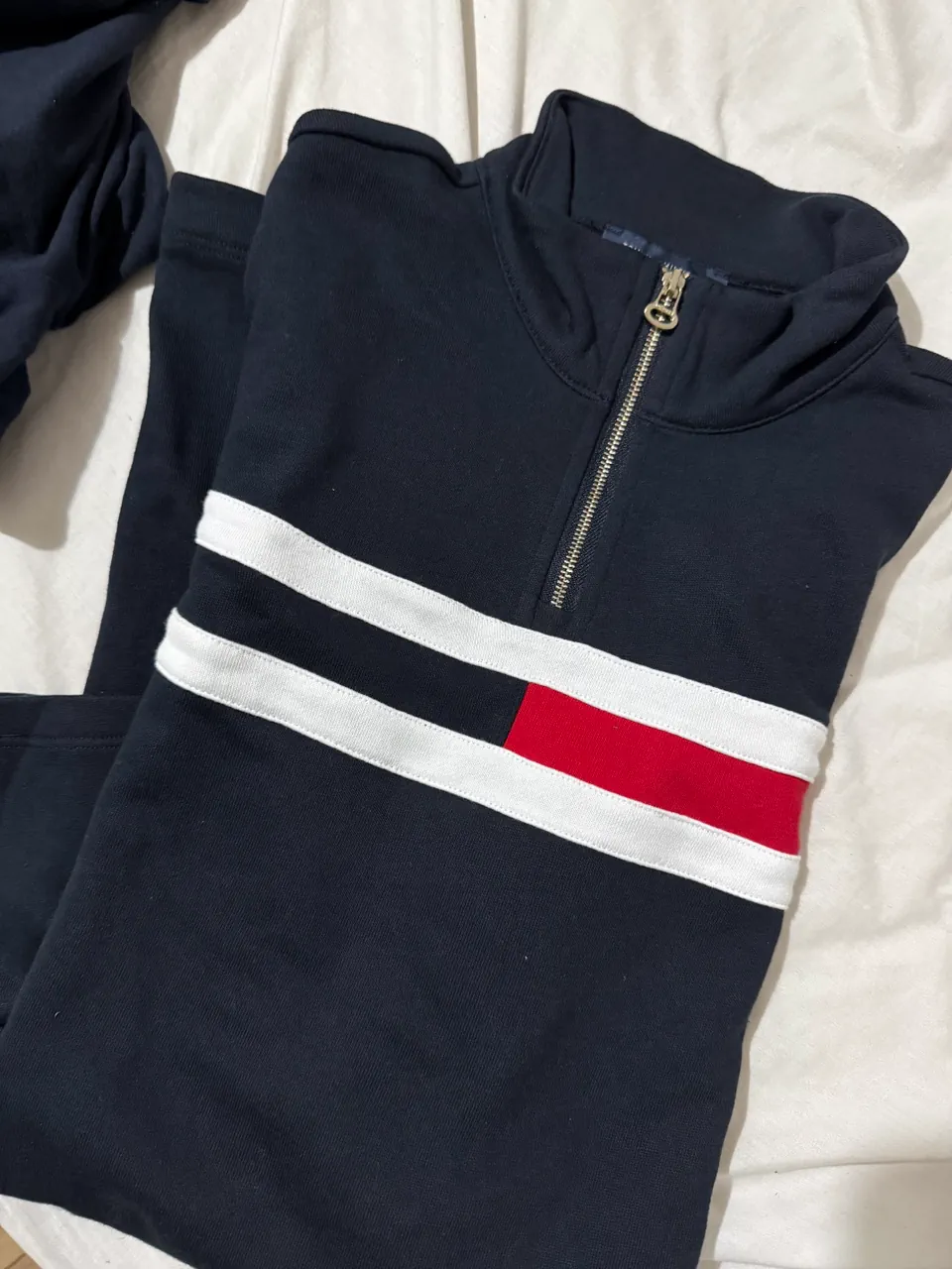Buzo Tommy Hilfiger - imagen 1