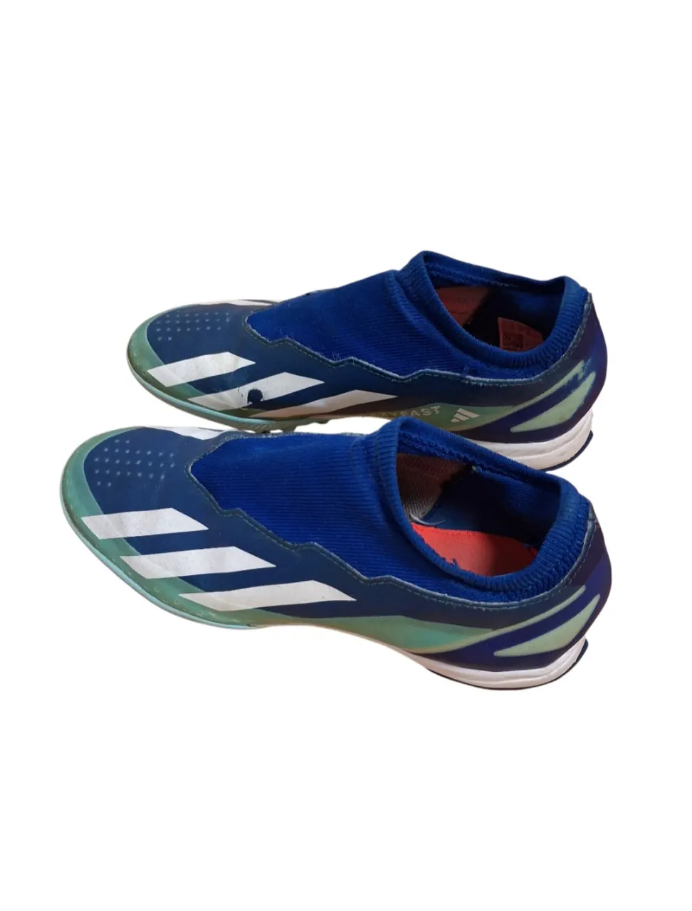 adidas · Talle AR 38
