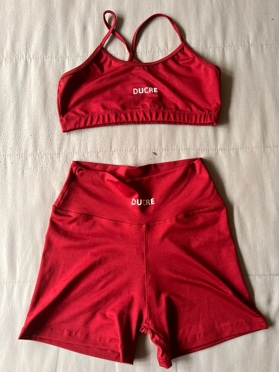 adidas · Talle M