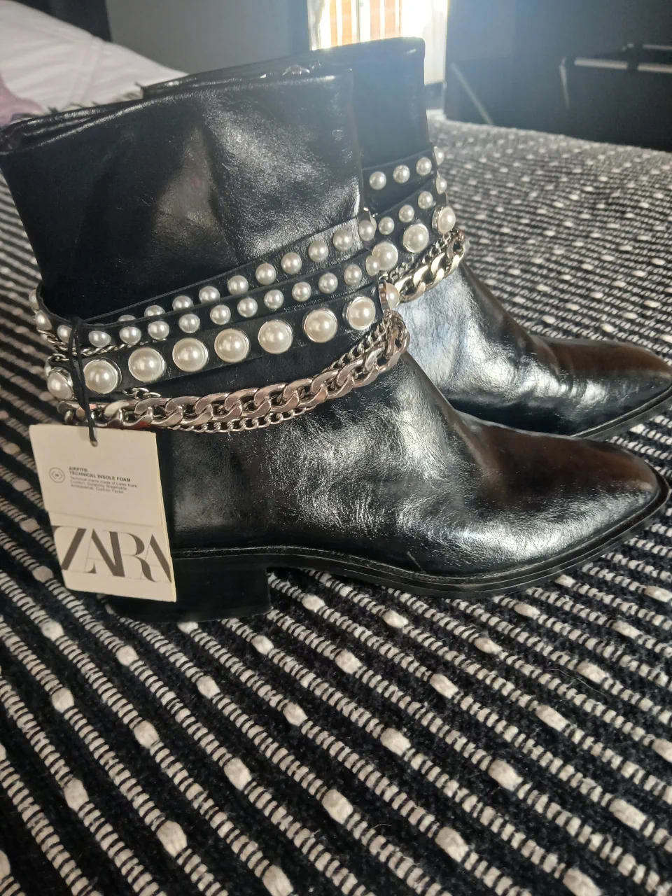Zara · Talle EU 35