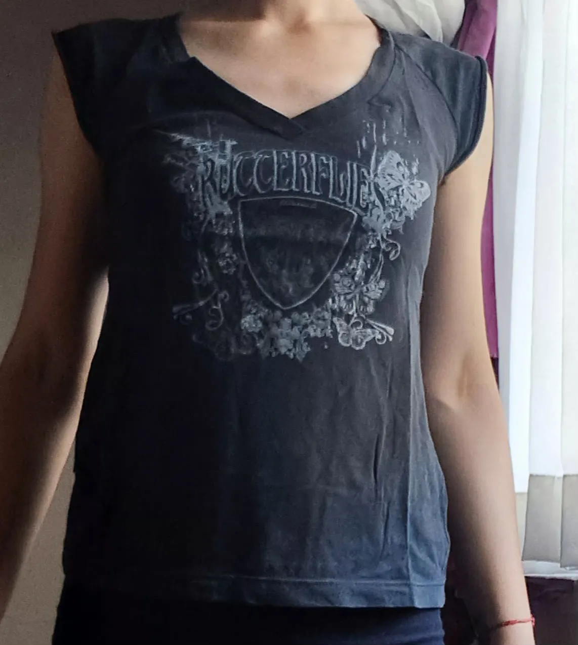Remera Taverniti · Talle M