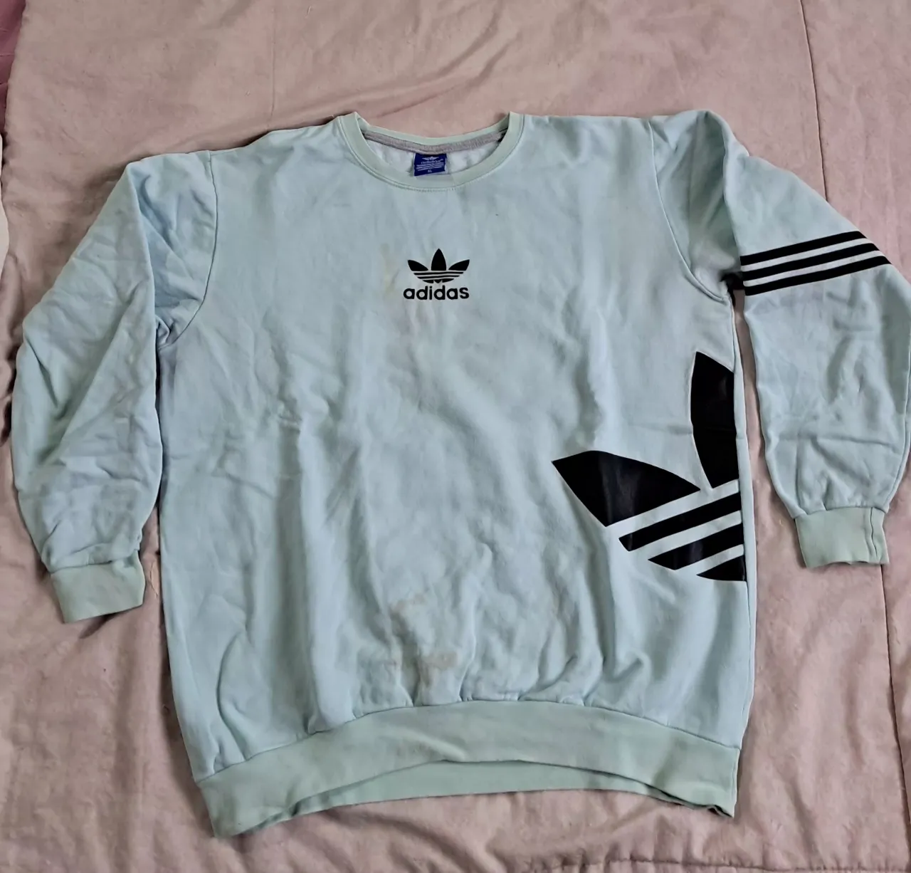 Buzo adidas · Talle XL