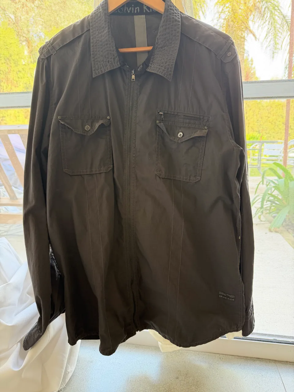 Calvin Klein · Talle XL