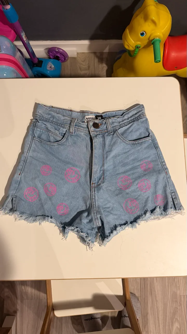 Short Nissie - imagen 1