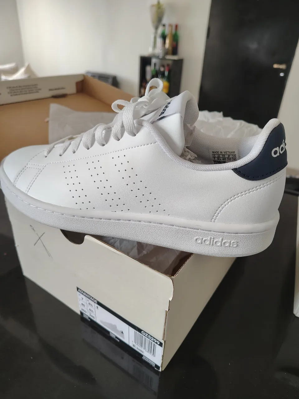 adidas · Talle US 7