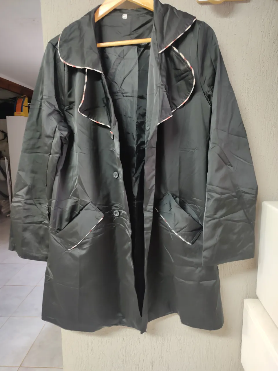 Campera A ≠ - imagen 1