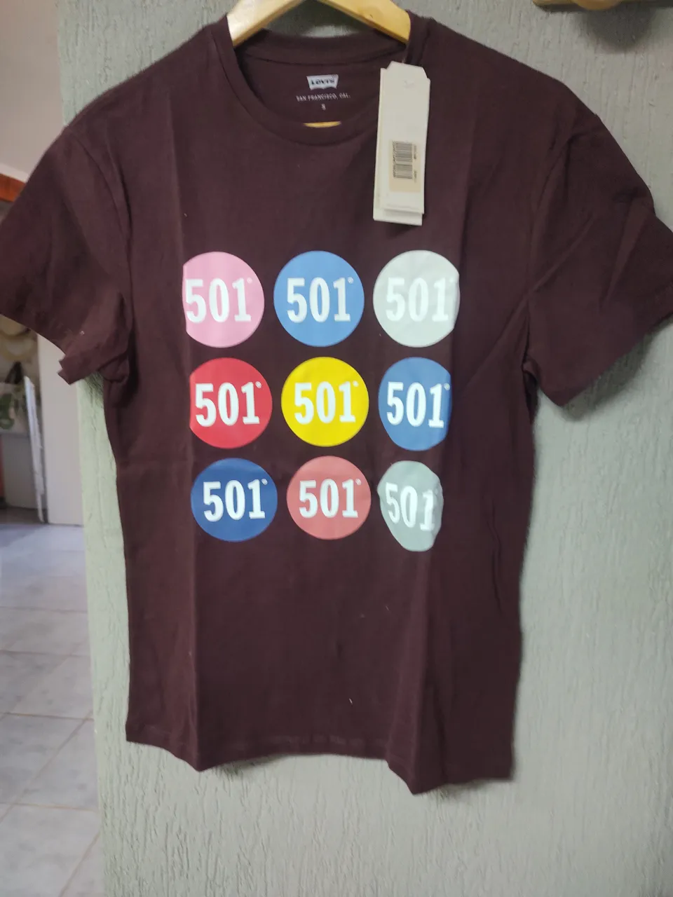 Remera Levi's · Talle S