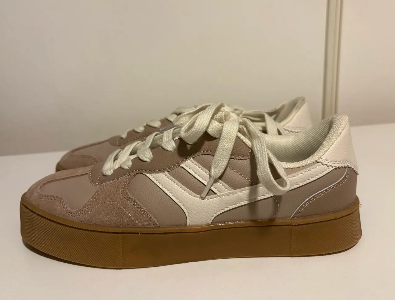 Pull & Bear · Talle EU 37