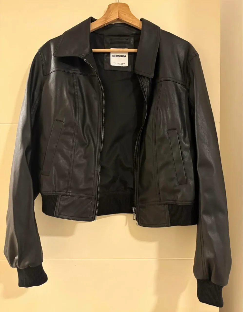 Campera Bershka - imagen 1