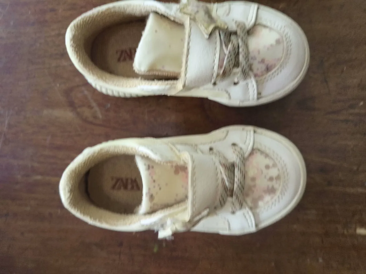 Zapatillas Zara · Talle AR 20