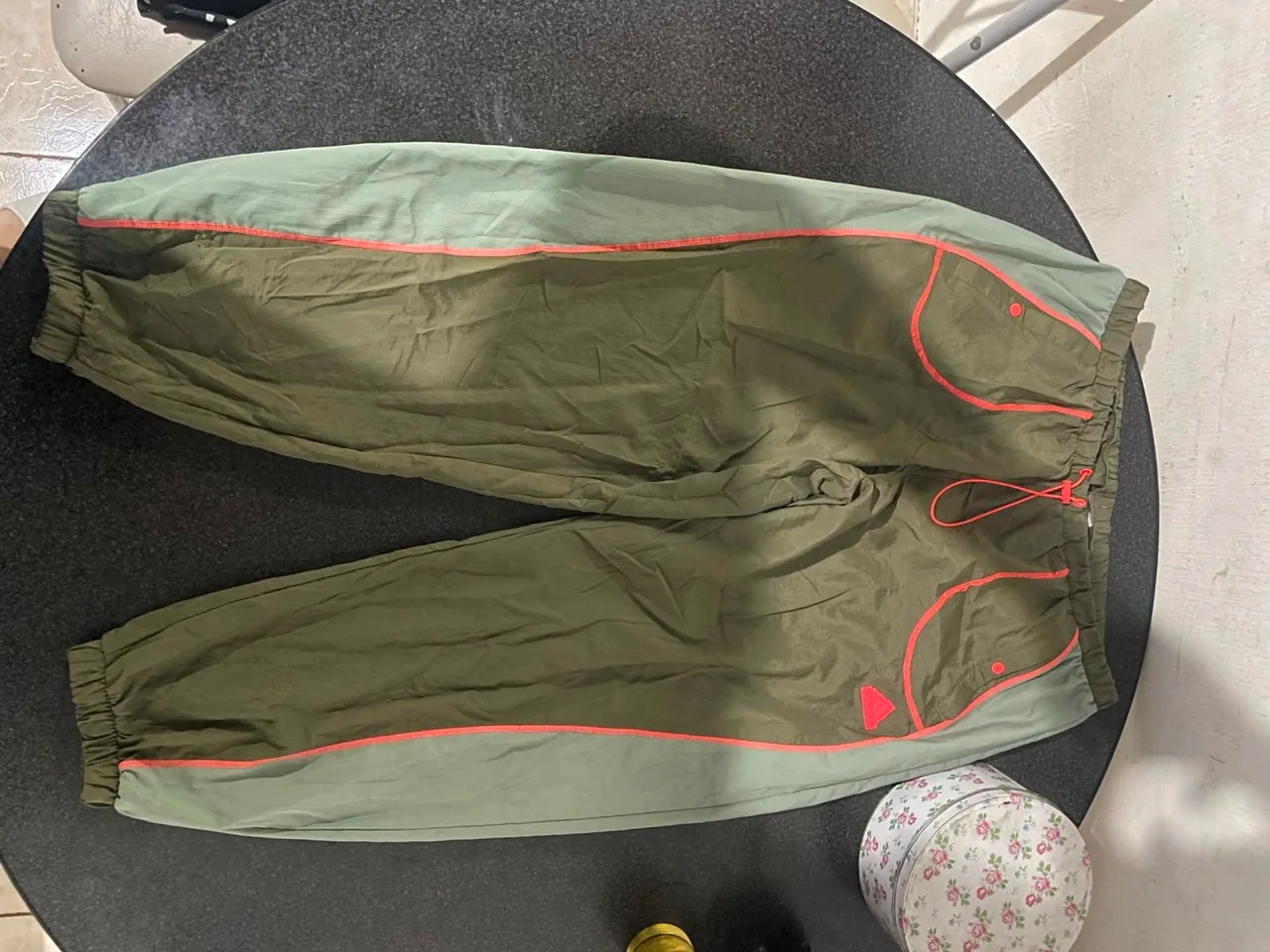 Pantalón adidas - imagen 1