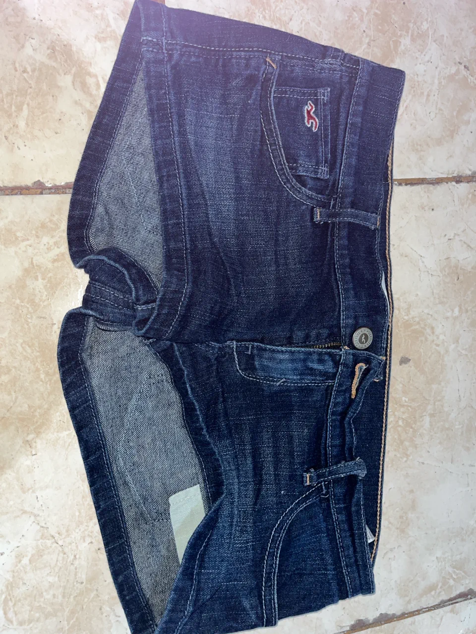 Hollister · Talle US 28