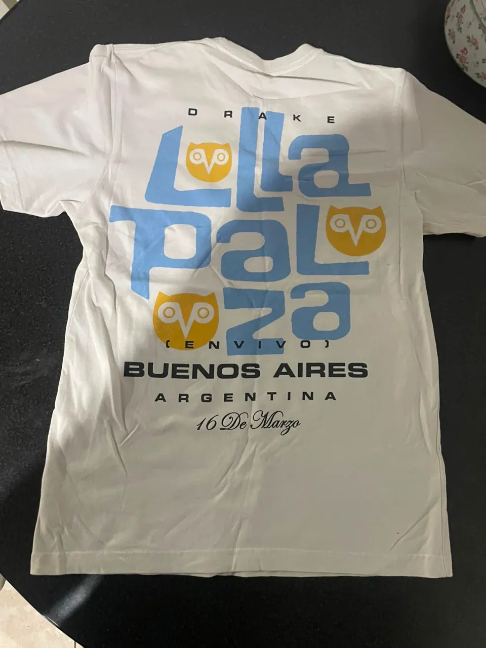 Remera Merch oficial · Talle S