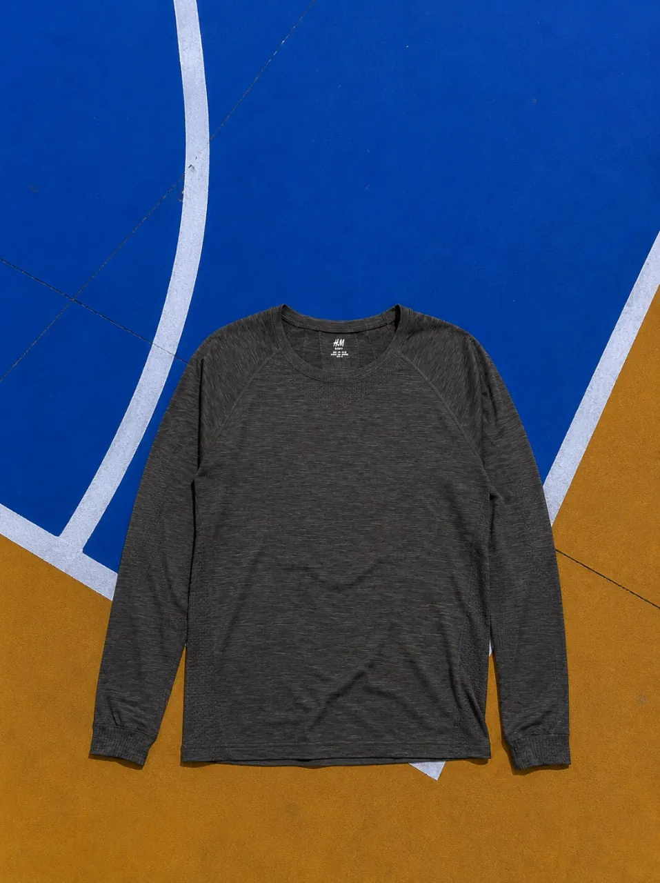 Remera H&M · Talle M