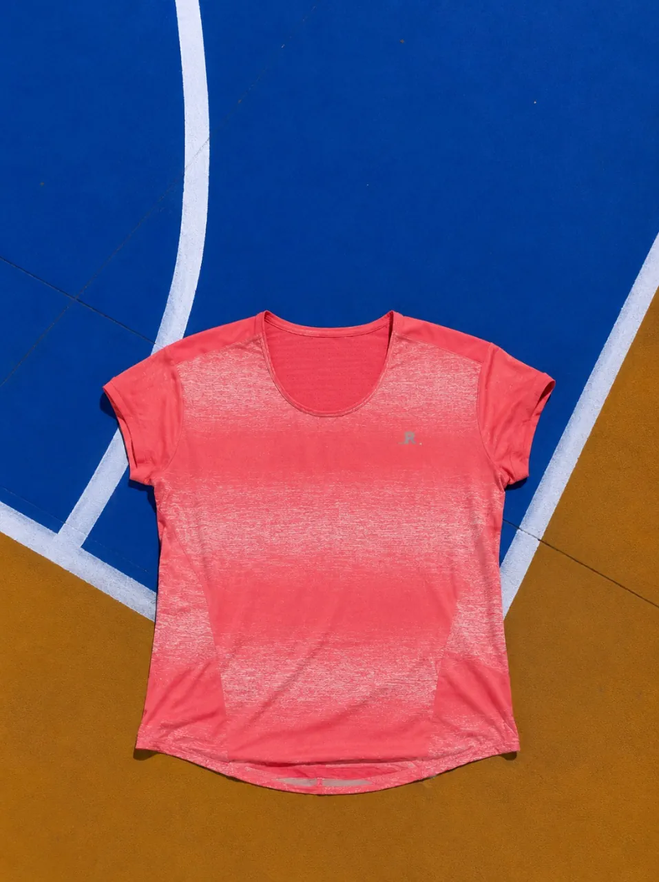 Remera Domyos · Talle L
