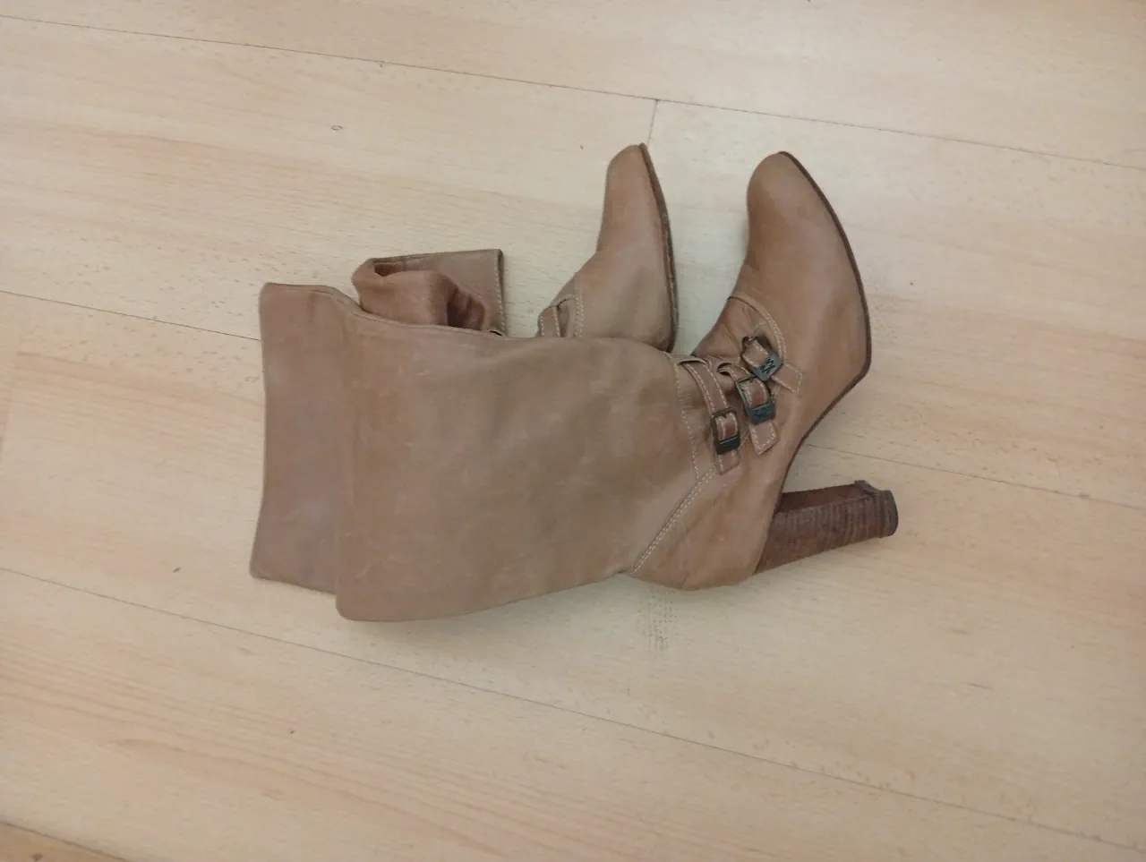 Botas Ricky Sarkany - imagen 1