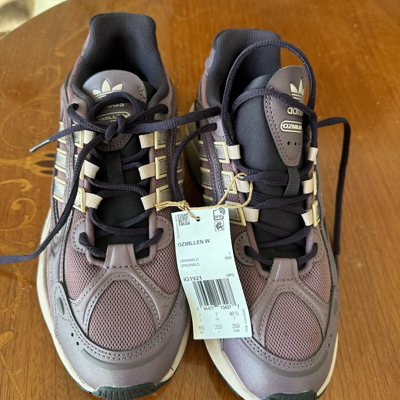 Zapatillas adidas - imagen 1