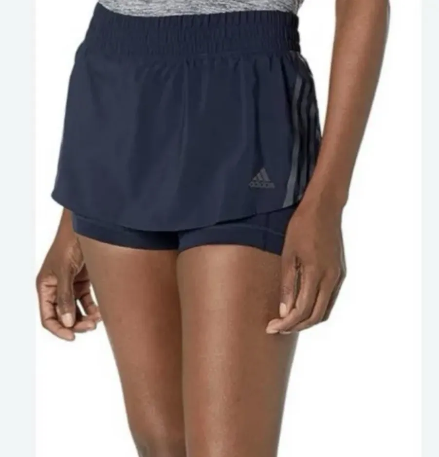Short adidas · Talle S