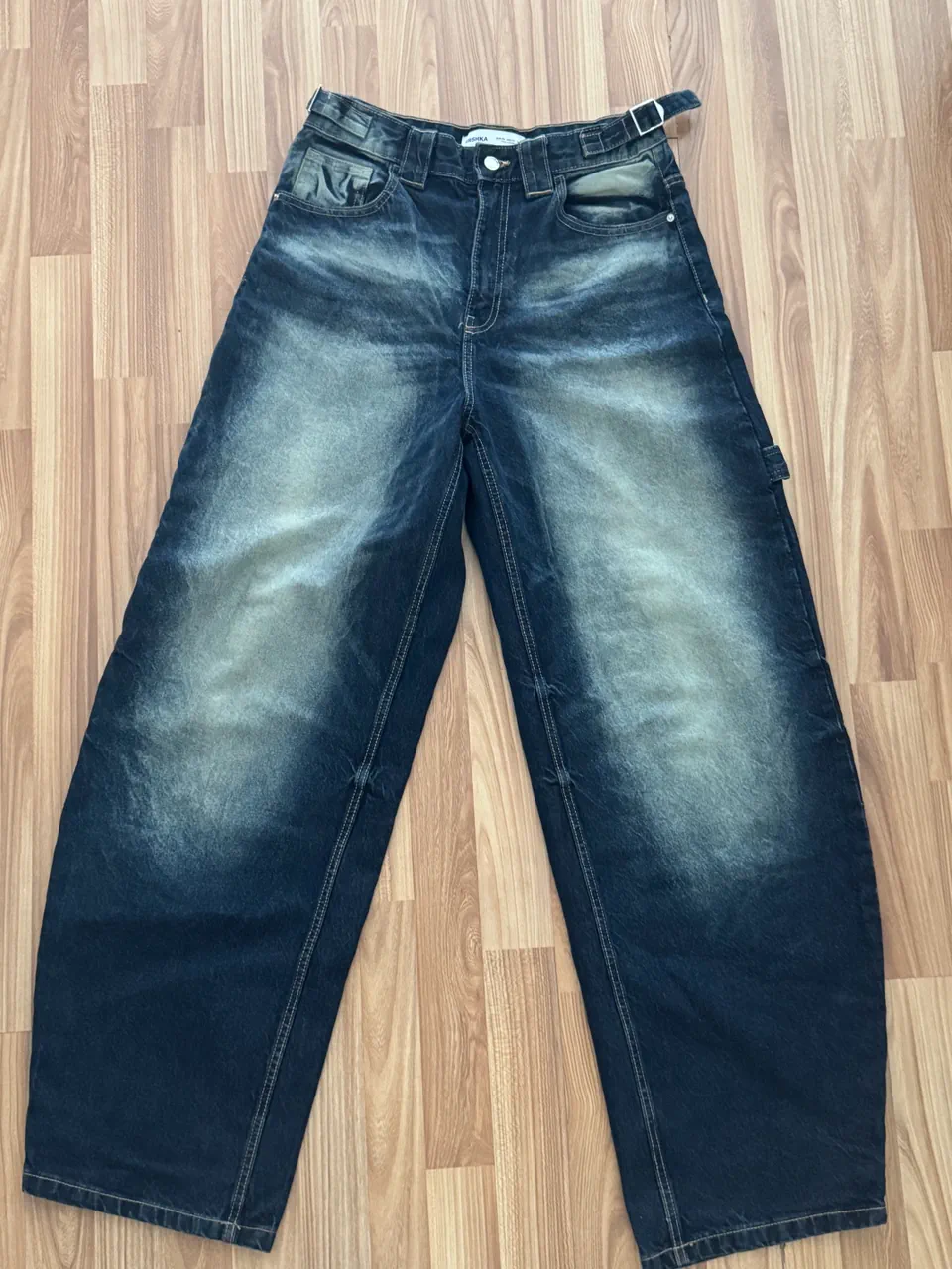 Bershka · Talle EU 40