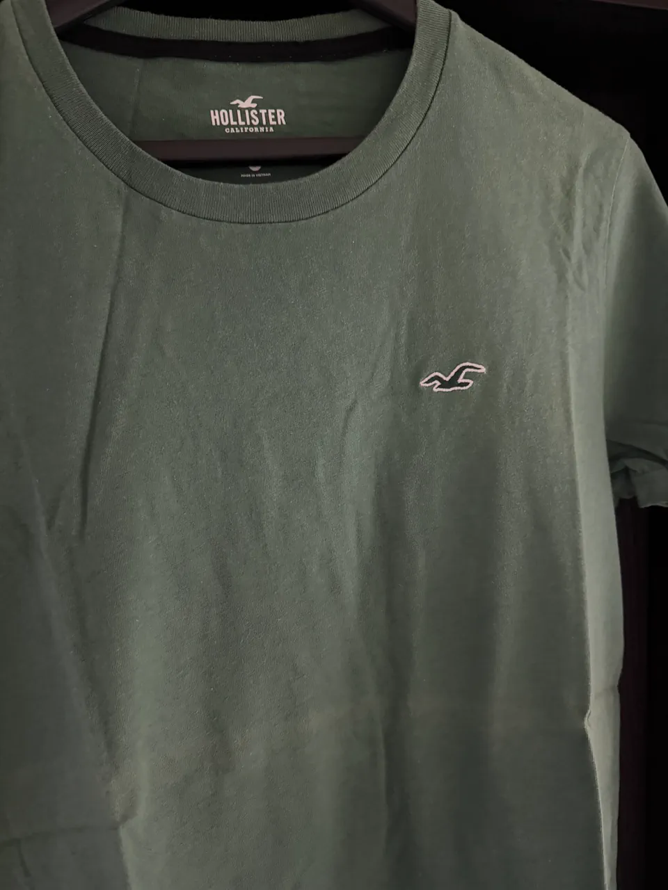 Remera Hollister · Talle S