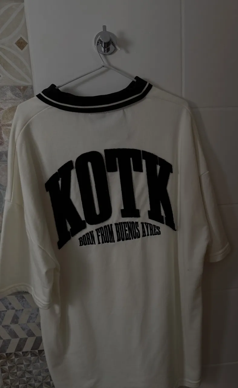 Remera King Of The Kongo · Talle S