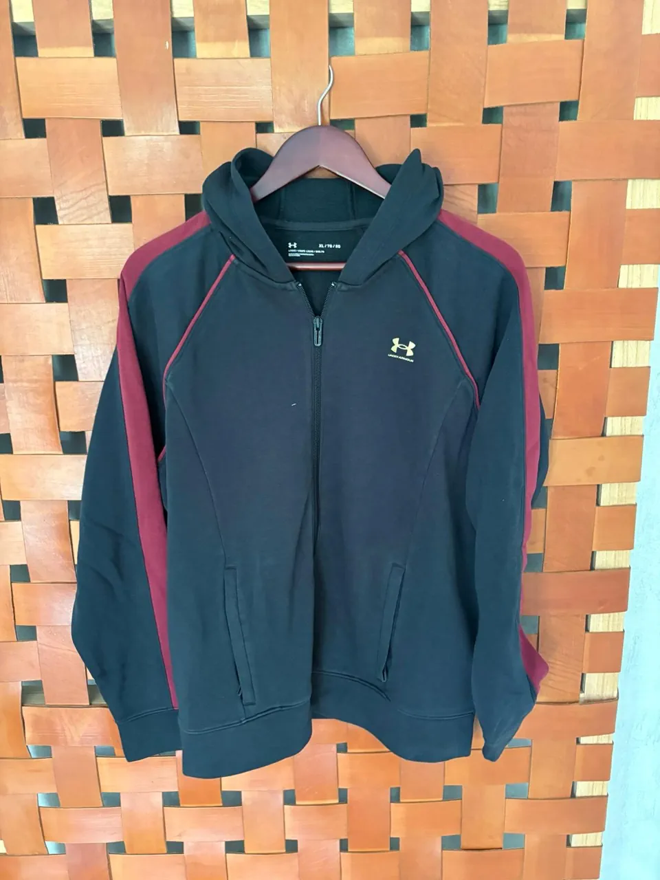 Buzo Under Armour - imagen 1