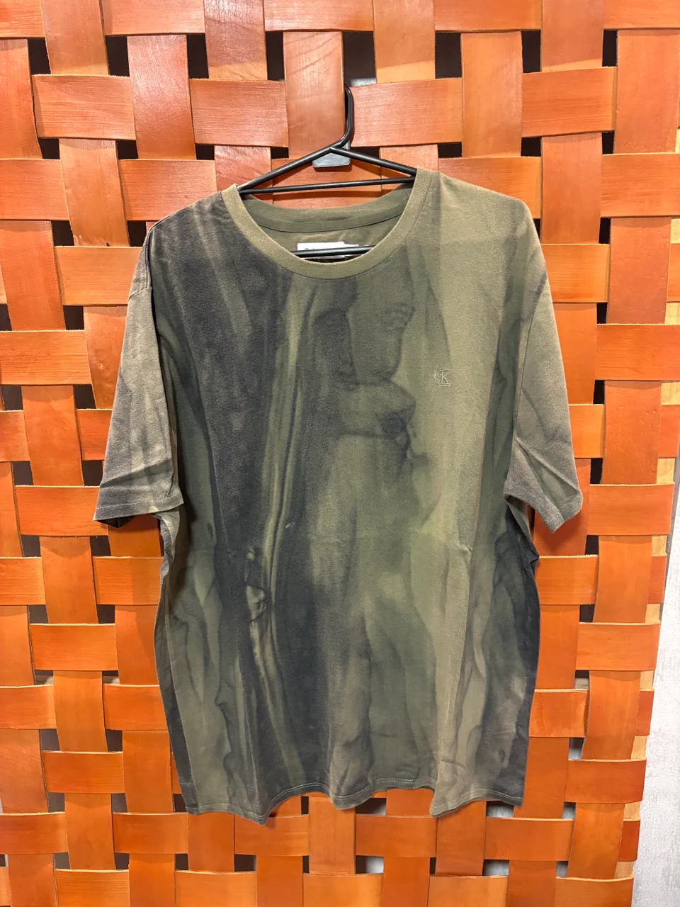 Remera Calvin Klein · Talle XL