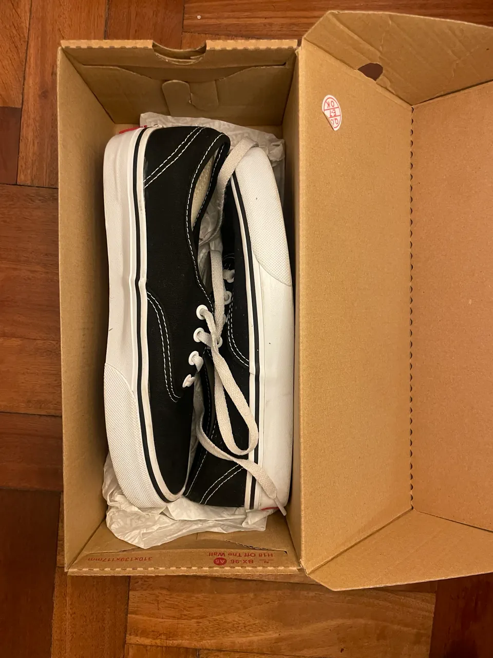 Vans · Talle AR 37
