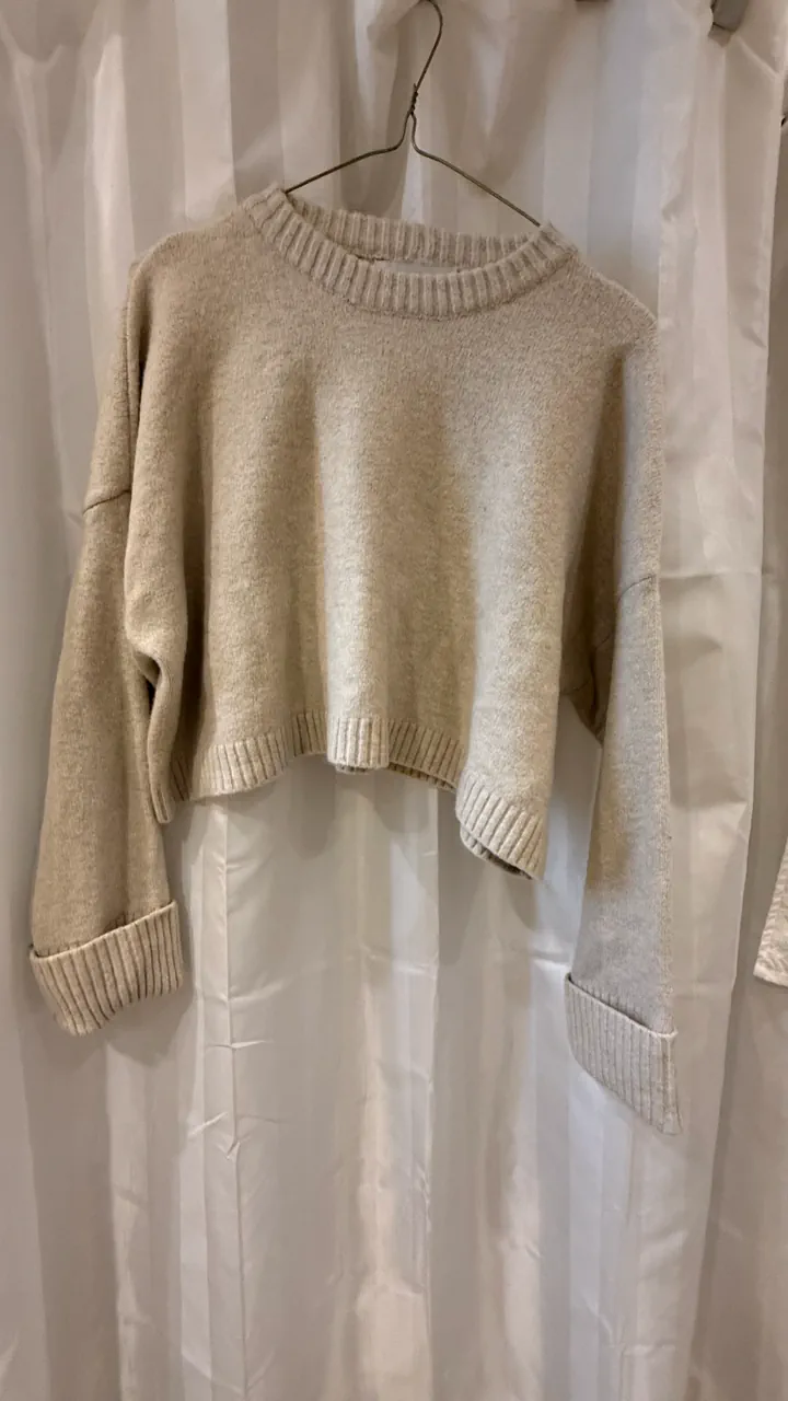 Sweater Bershka · Talle L