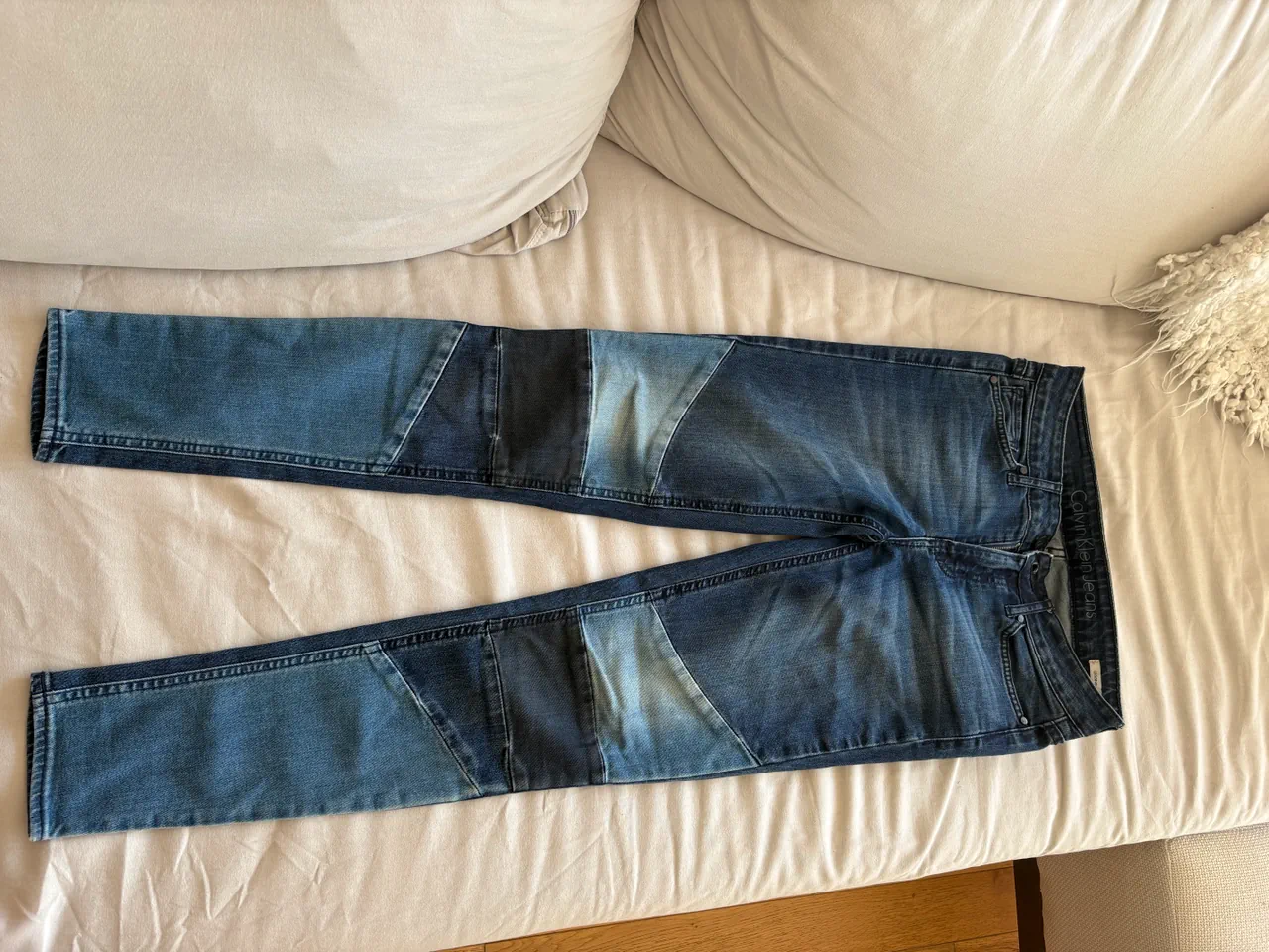 Jean Calvin Klein · Talle US 27