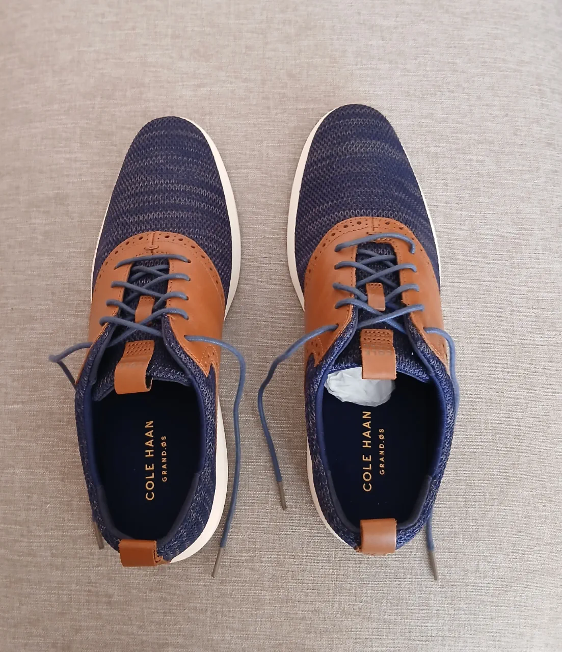 Cole Haan · Talle AR 44