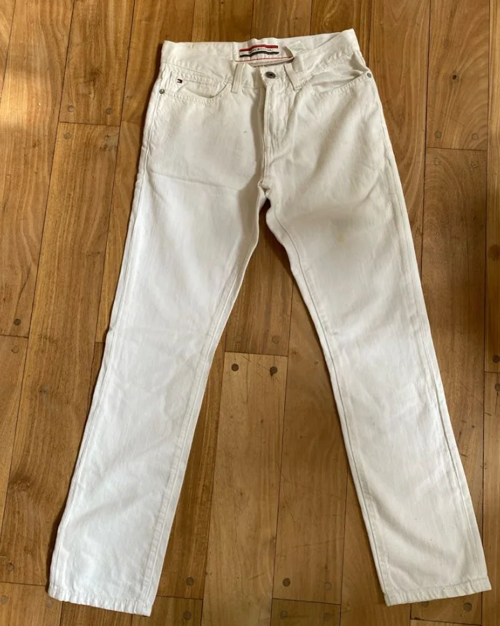 Tommy Hilfiger · Talle MEX/ARG 28