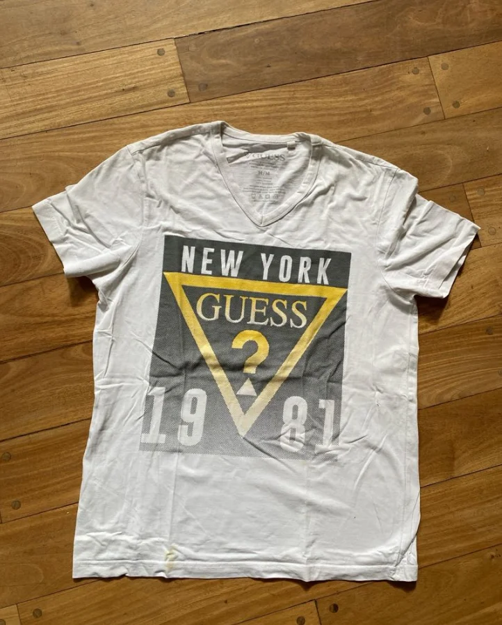 GUESS · Talle M
