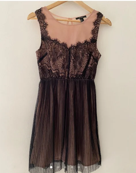 Vestido Forever 21 · Talle S