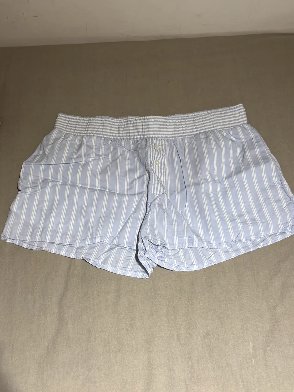 Short H&m divided - imagen 1