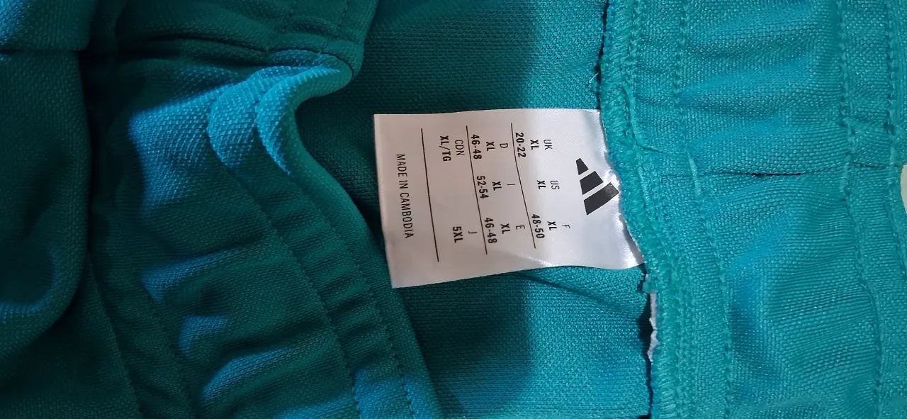 Pantalón adidas - imagen 1